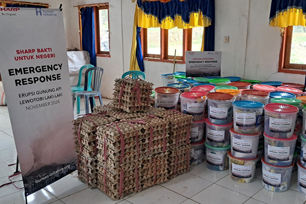 Relief supplies Phot